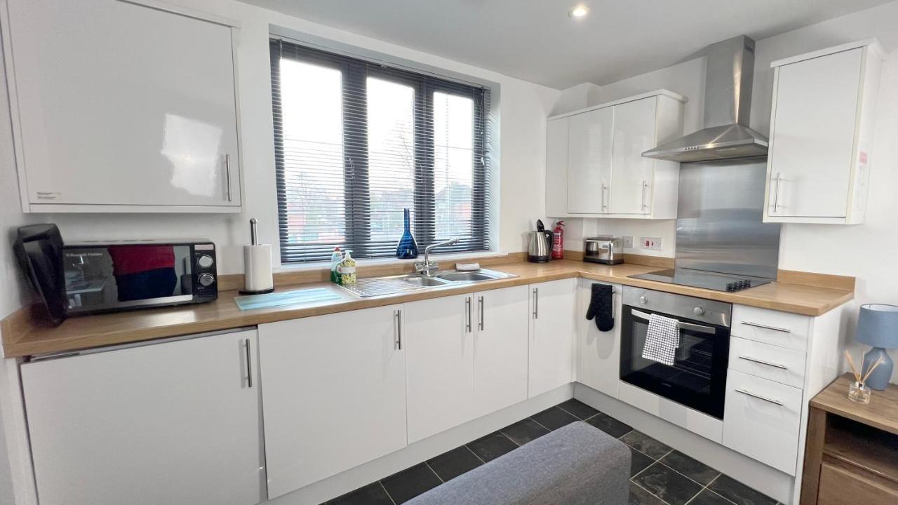 Cross Court, Stafford By Bell Apartments Luaran gambar