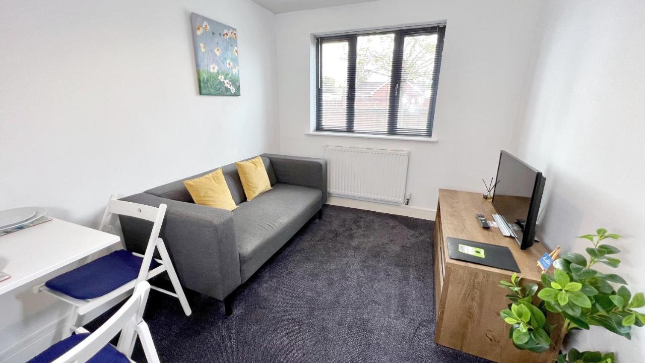 Cross Court, Stafford By Bell Apartments Luaran gambar