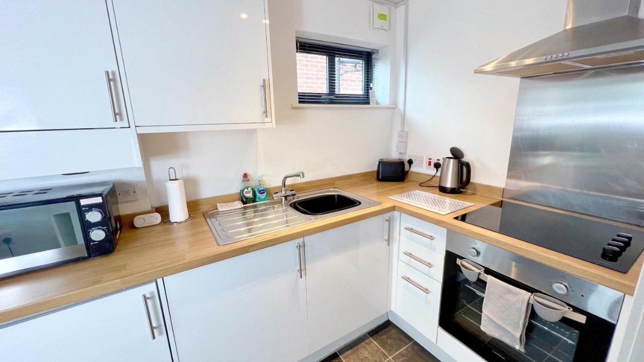 Cross Court, Stafford By Bell Apartments Luaran gambar