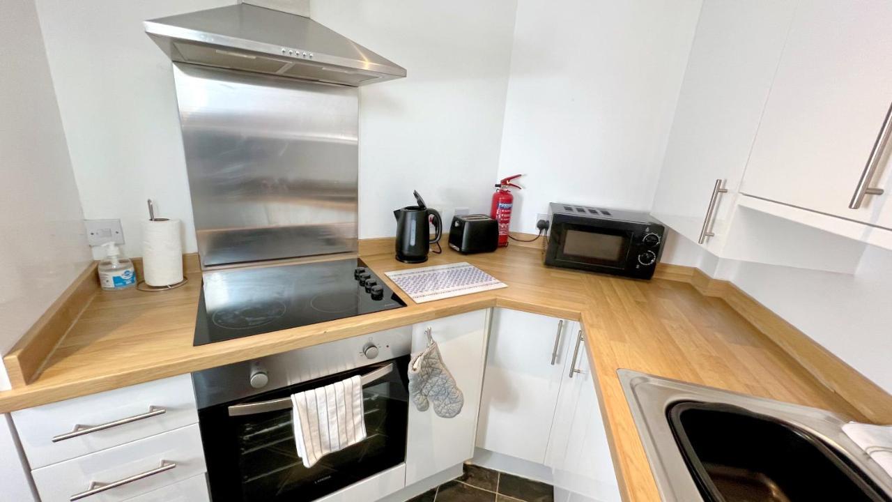 Cross Court, Stafford By Bell Apartments Luaran gambar